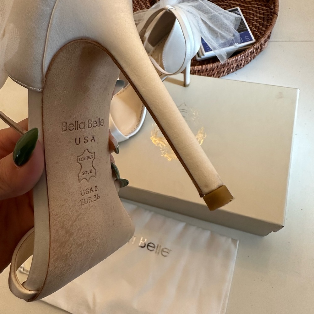 Bella Belle Bridal Bow heels - Picture 6 of 9